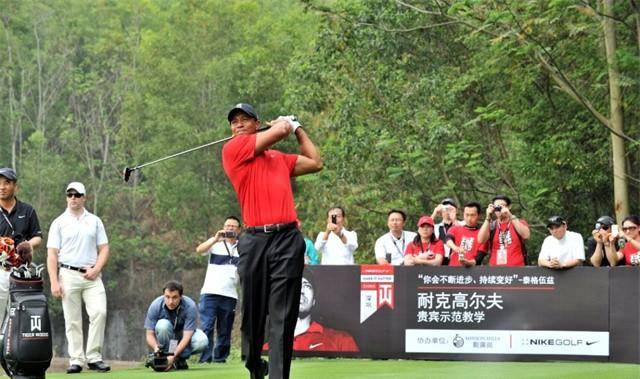 关于高尔夫决赛震撼开打，巅峰对决引爆全场的信息