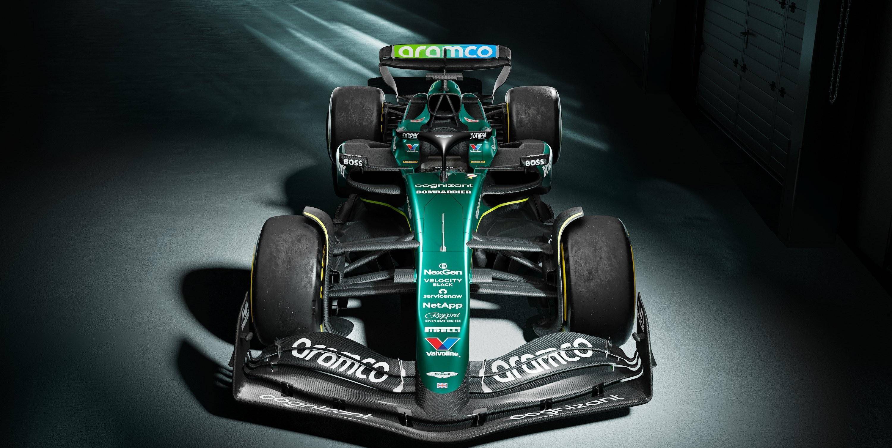 红牛车队力克索伯车队，塞恩斯带队取胜