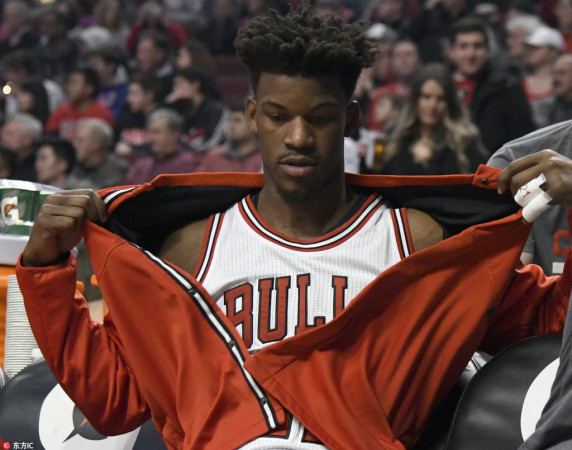 灰熊完胜浙江队，麦科勒姆高光表现