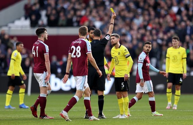 塞内加尔碾压巴萨，若日尼奥刷新纪录