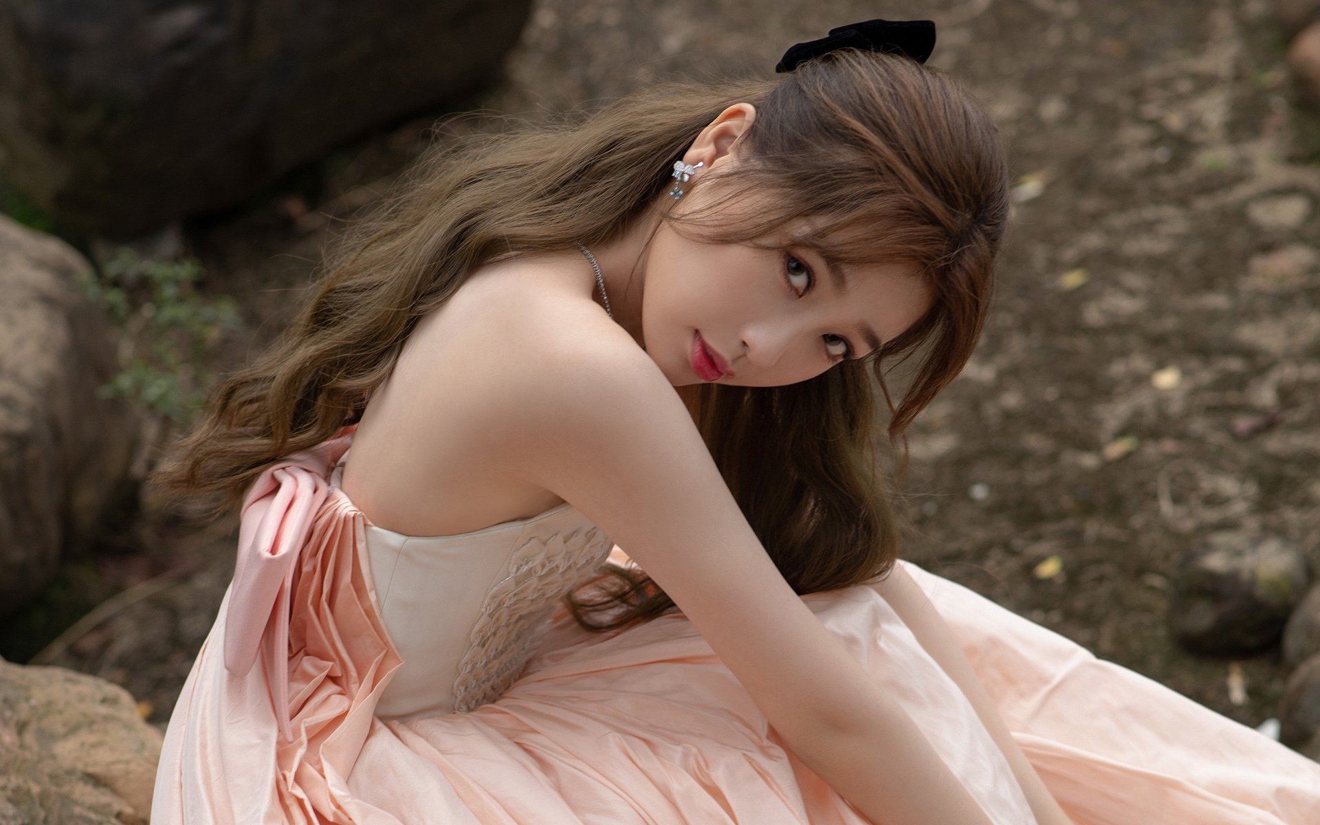 铁壁与风沙的对决，德里赫特一锤定音，突尼斯掀翻袋鼠军团