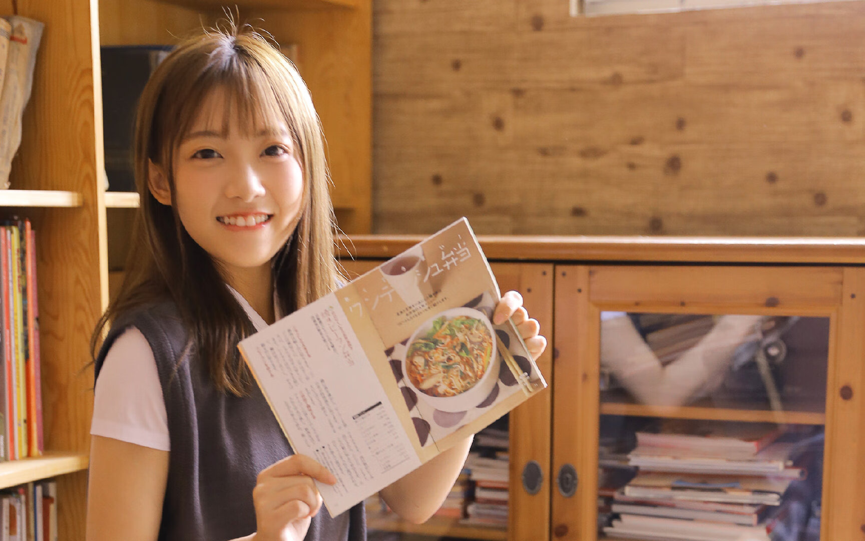 隐形导演，当苏亚雷斯在国际米兰vs巴拉圭的虚构赛场执掌比赛