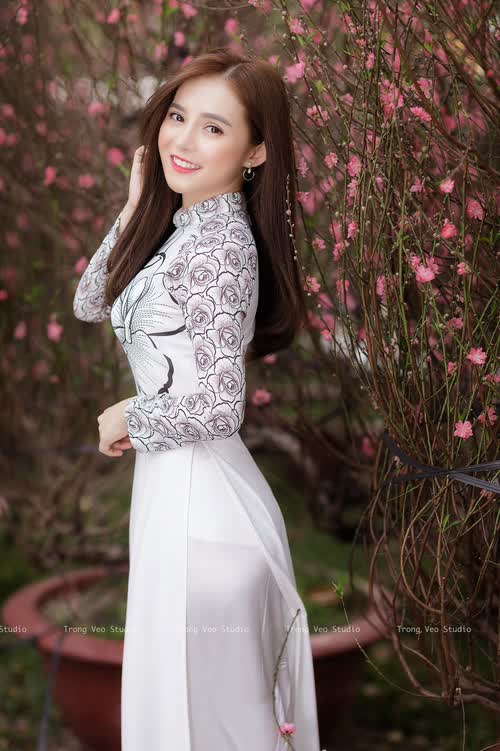 绝地逆转！匈牙利在2026世界杯C组关键战中以犀利反击击溃日本，德容带队书写奇迹